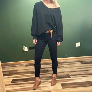 Black, Off the shoulder light weight shirt